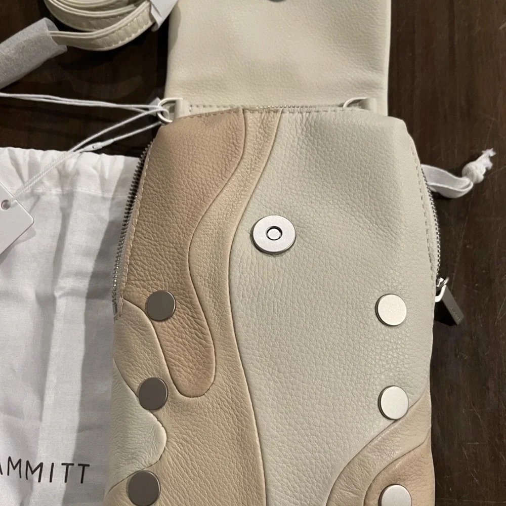 NWT $275 Hammitt Leather VIP Mobile phone Crossbody Coastal Cream Silver HRDWR - Picture 3 of 13